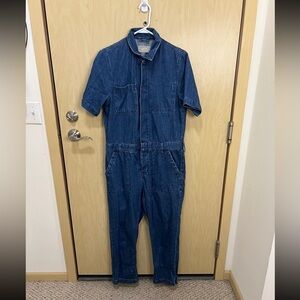 Everlane Denim Jumpsuit Super Soft Coveralls Size 10 Short sleeve Denim Jumpsuit